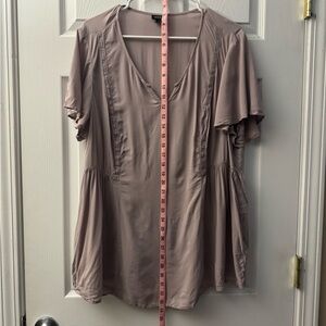 Taupe V-Neck Short Sleeve Blouse